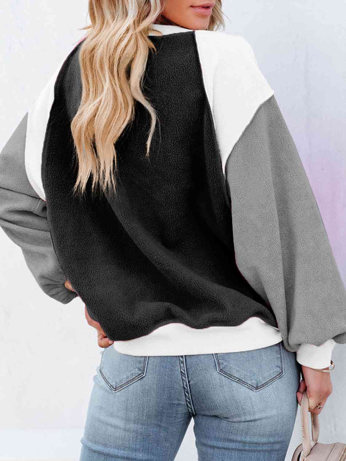 Color Block Exposed Seam Sweatshirt B1107C