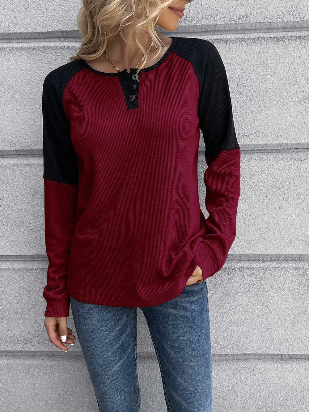 Contrast Buttoned Round Neck Raglan Sleeve Top B8142