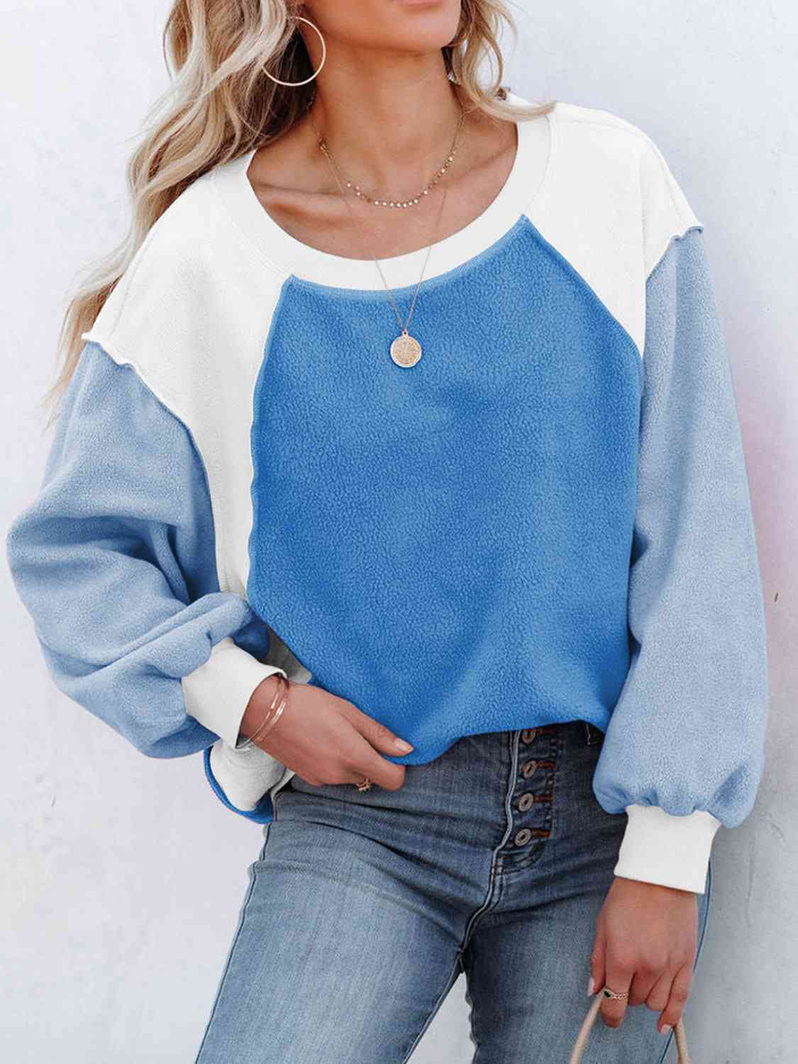 Color Block Exposed Seam Sweatshirt B1107C