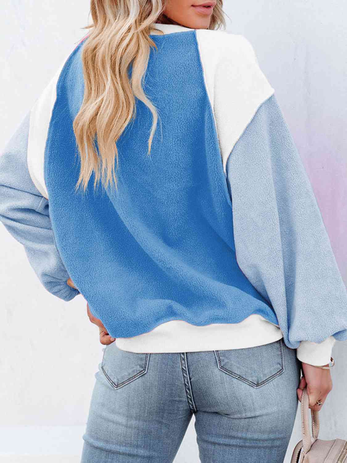 Color Block Exposed Seam Sweatshirt B1107C