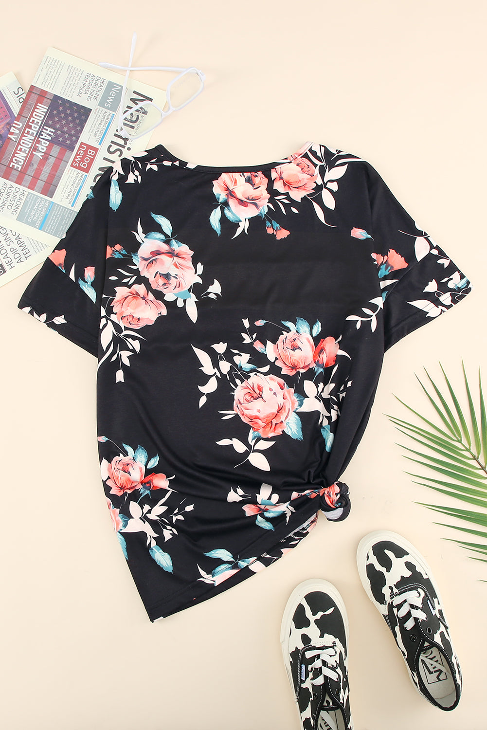 Floral Round Neck Short Sleeve Tee B117